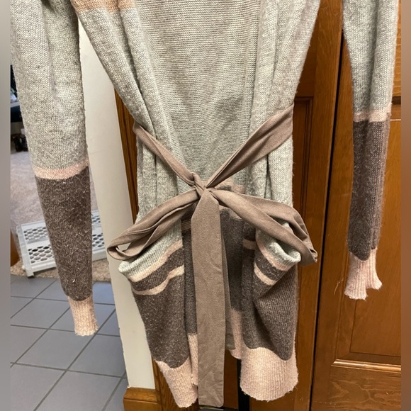 VGUC Mystree Long Multicolor Cardigan w/ Belt (Size: Medium) - Picture 2 of 7